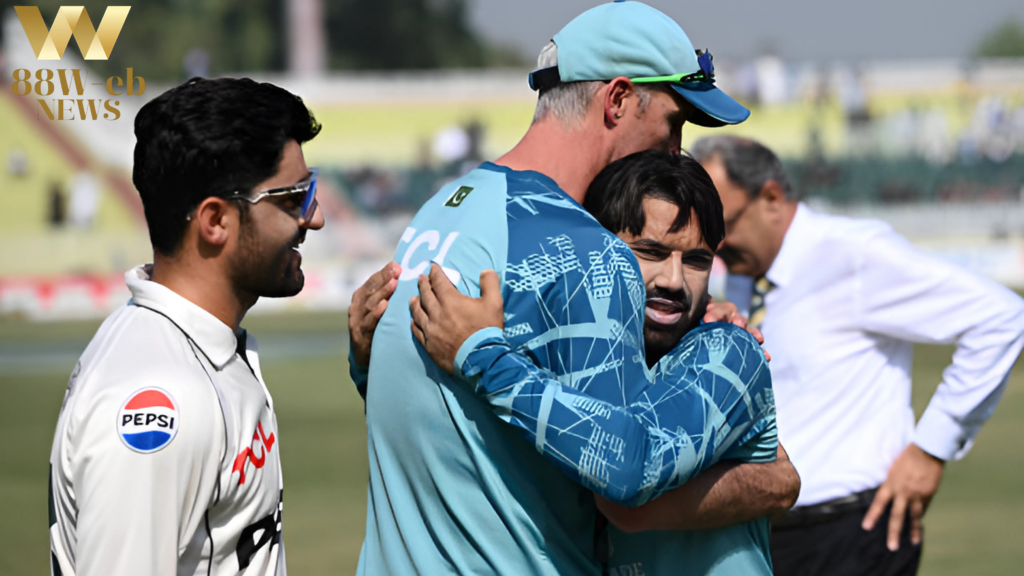 অস্ট্রেলিয়া ও জিম্বাবুয়ে সফরে পাকিস্তানের সীমিত ওভারের দলের অধিনায়কত্ব করবেন রিজওয়ান