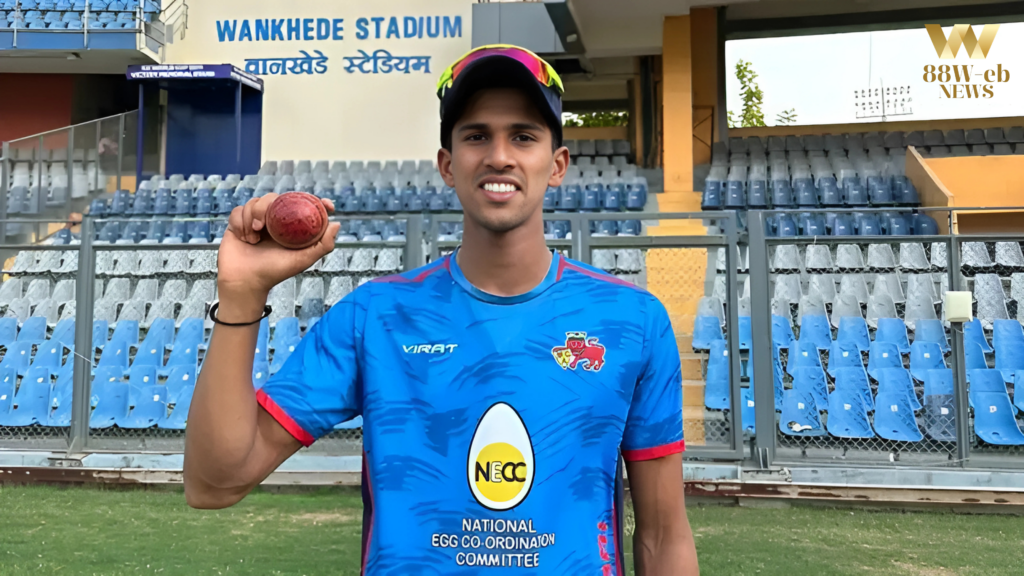 এই ড্যাশিং অফস্পিনার রবিচন্দ্রন অশ্বিনের জায়গায় বর্ডার গাভাস্কার টেস্ট সিরিজে প্রবেশ করেন